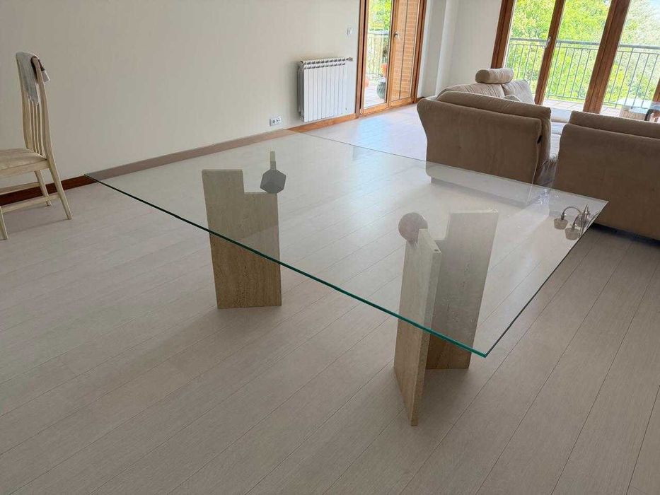 Lote de móveis para sala — sofá, estantes, aparadores e mesa — Loures