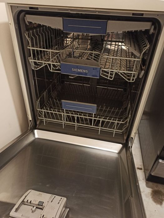 PILNE   sprzedam zmywarkę 60 cm