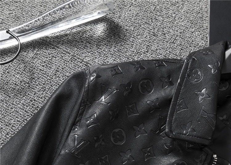 Куртка LOUIS VUITTON мужская кожанка