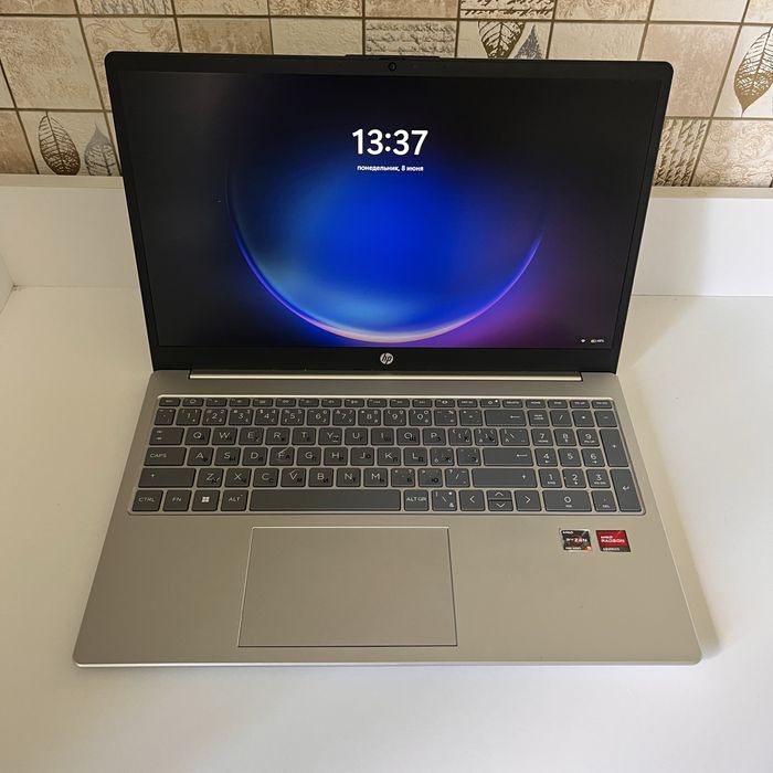 Ноутбук  HP