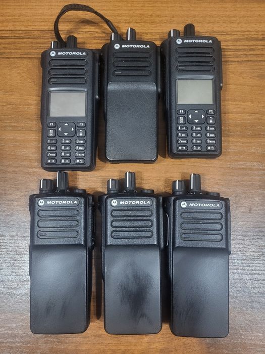 Рацію радиостанцию связь Motorola hytera продам