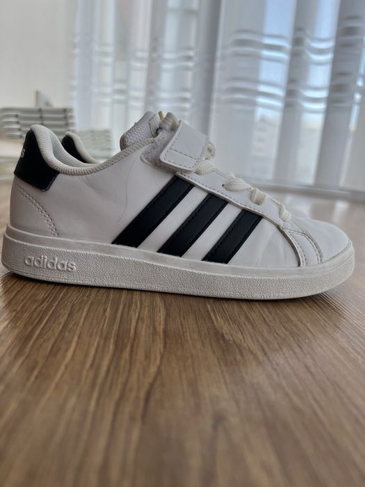 adidas кросівки для хлопчика