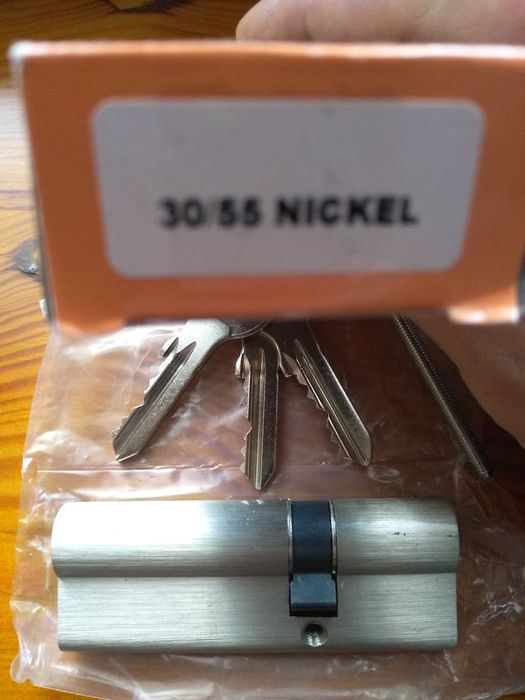 Цилиндр,личинка MEDOS 30/55 на дверной врезной замок