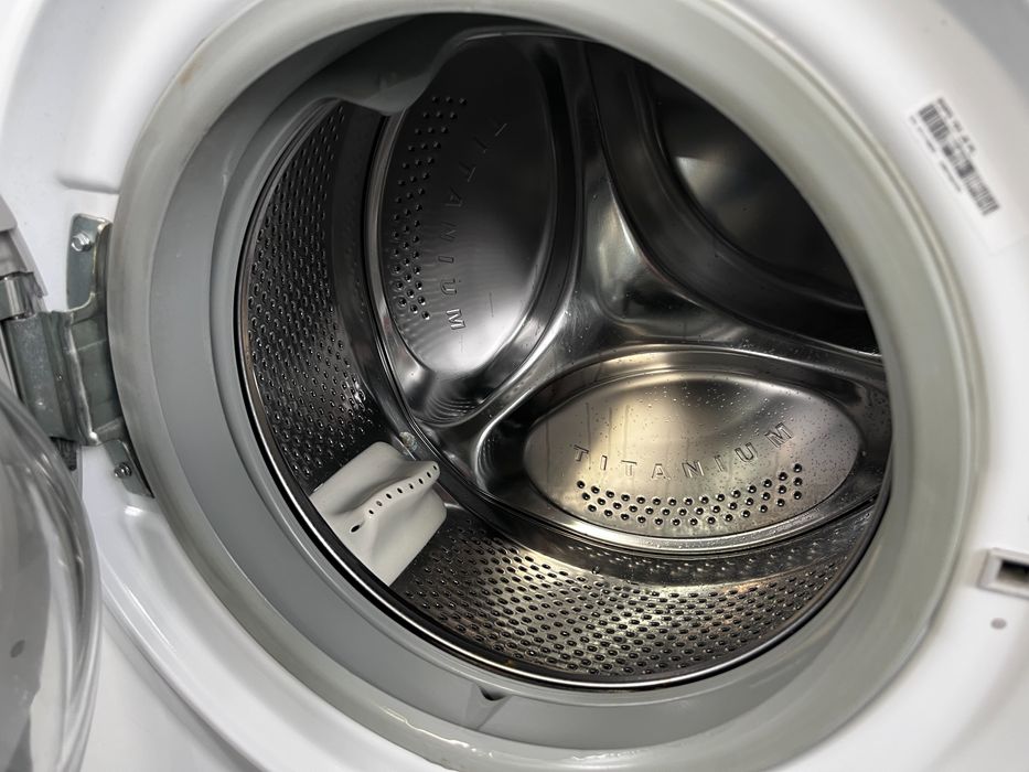 Wąska Pralka Hotpoit-Ariston  7 Kg/1000 Ob /A+++  /Dostawa/Gwarancja