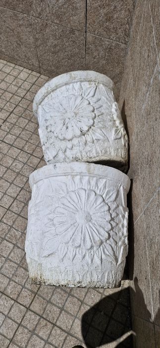 2 vasos de jardim