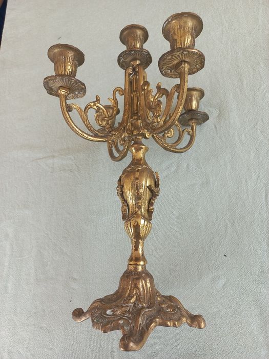 Candelabro de 5 gumes