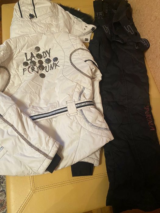 Костюм лыжный женский