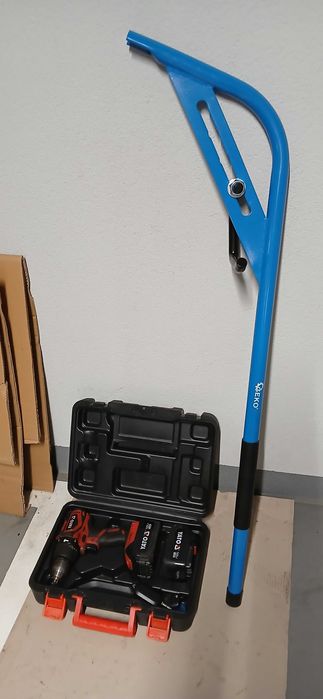 Dźwignia ramkę odciągacz do wahaczy GEKO. Prawie NOWA G30314