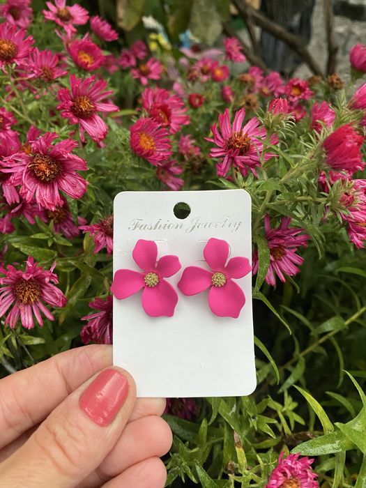 Сережки, біжутерія