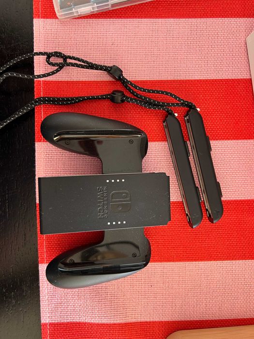 Nintendo Switch OLED Branco + Jogos + 256GB + Acessórios