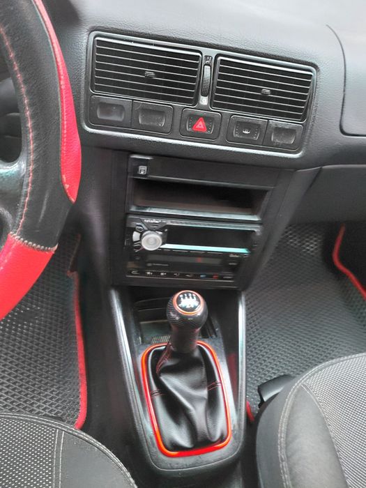 Продам фольцваген гольф 4