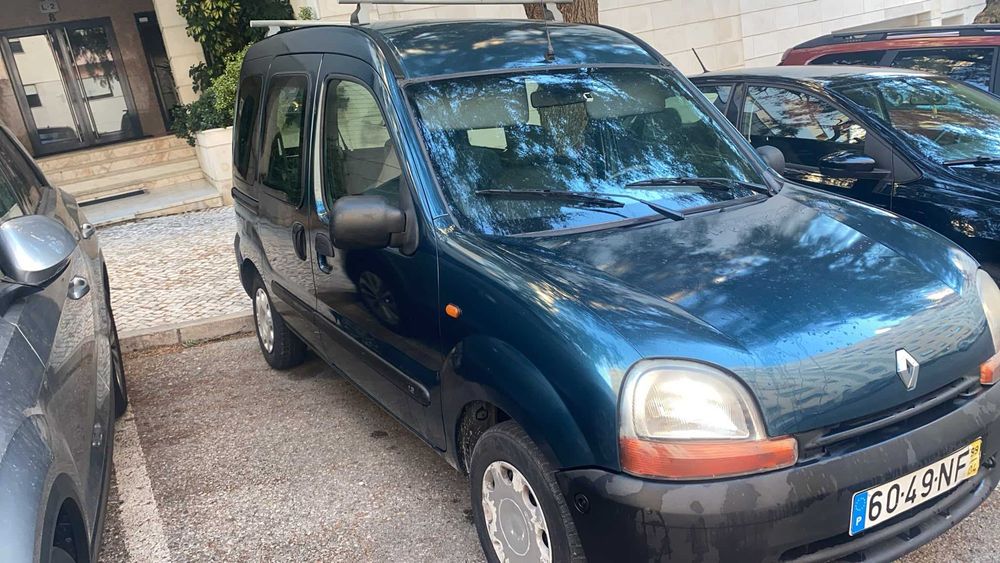 Renault.   kangoo