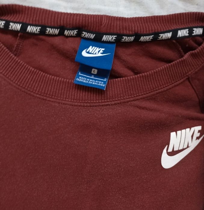 Bordowa bluza nike