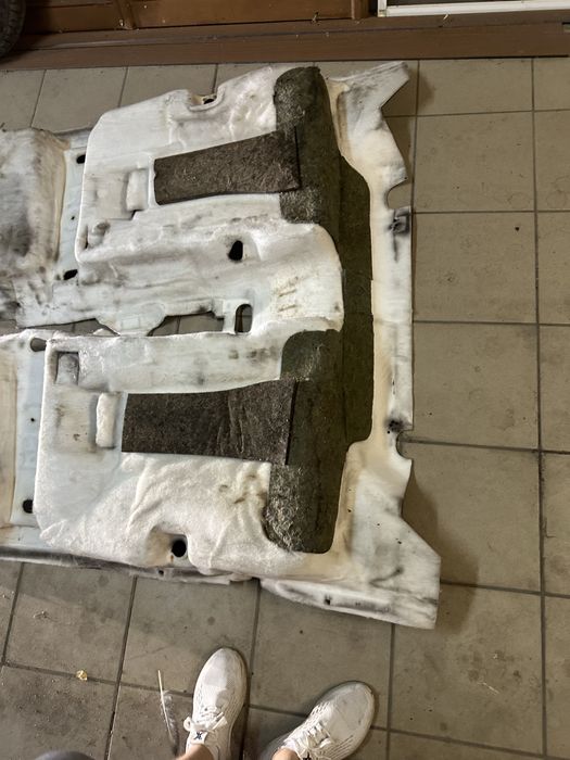 Обшивка пола ковролин карпет mazda 3 bk