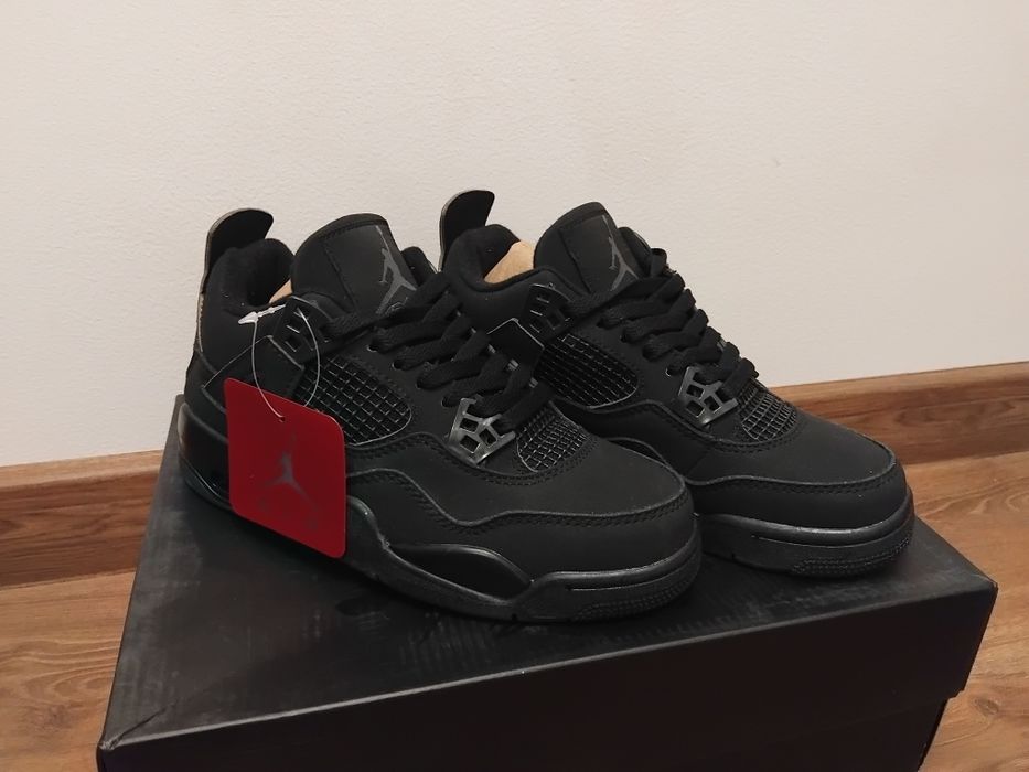 Nike Air Jordan 4 Black Cat 38