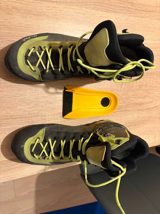Buty Salewa Crow GTX - cactus/sulphur