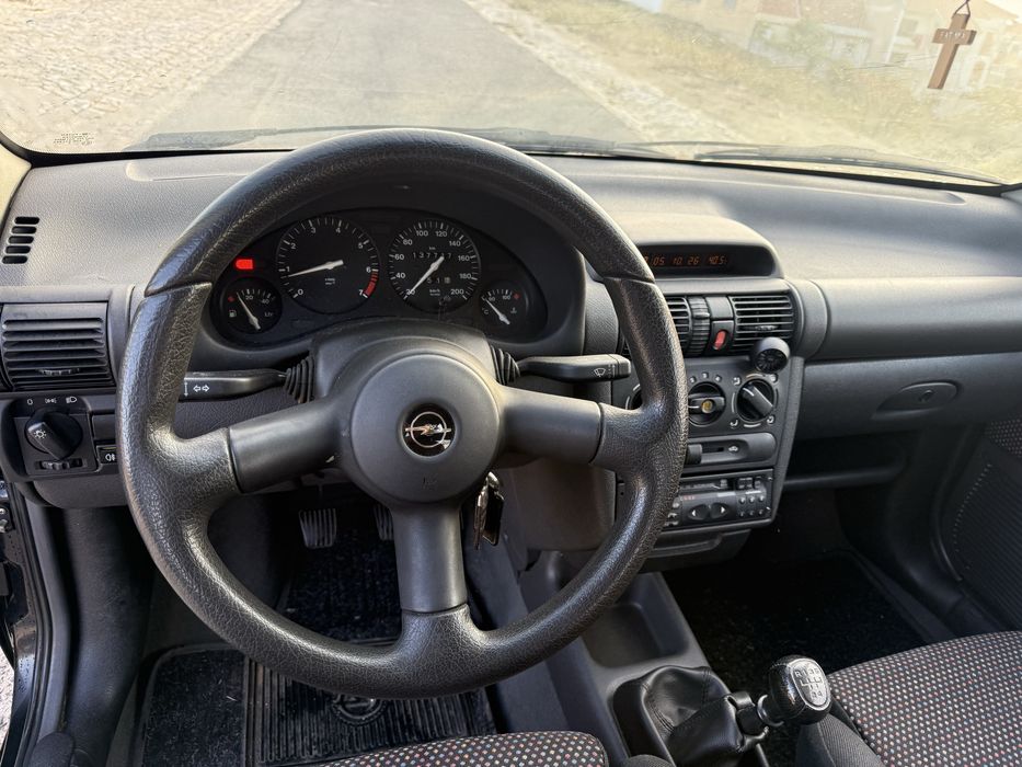 Opel Corsa B 1.4 SI