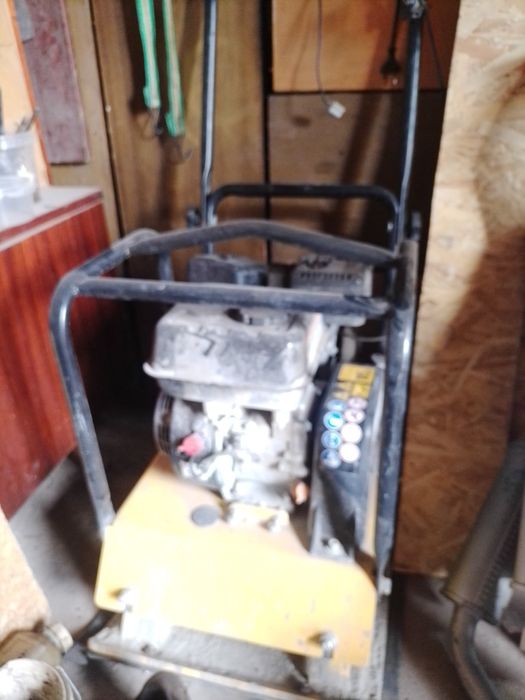 Виброплита б у 100кг