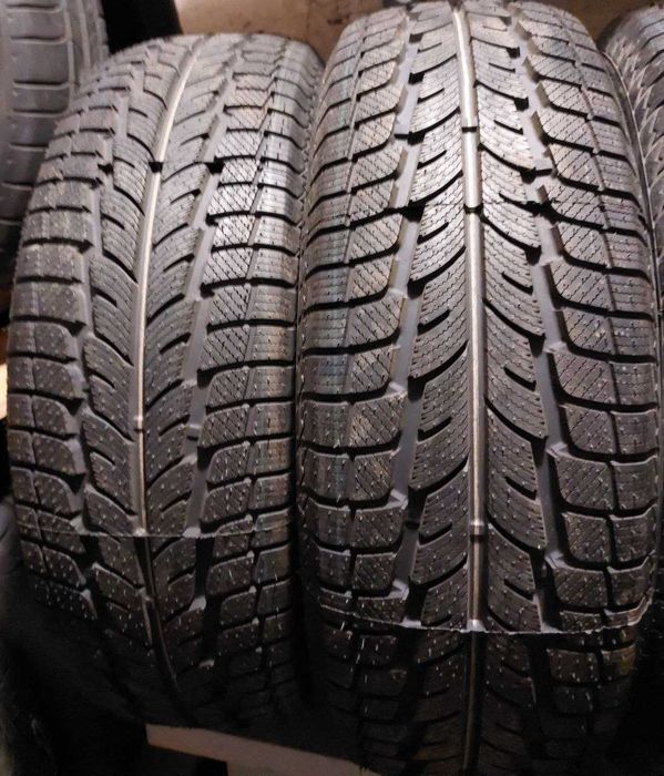 Шини НОВІ 225/60 R17 комплект зима Powertrack 8.5мм 2023 рік