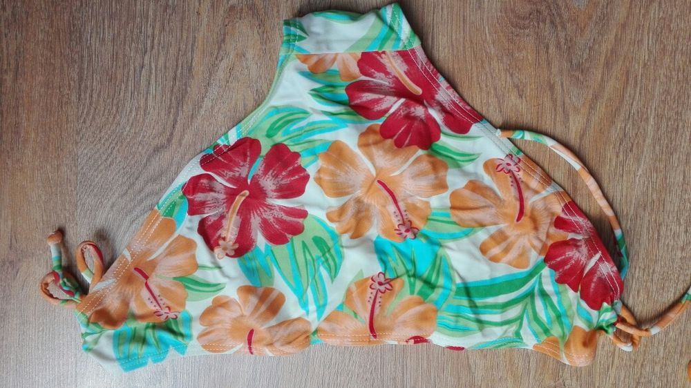 Bikini w kwiaty rozm. 38