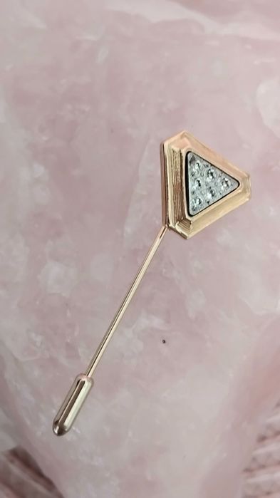 Szpilka pin Vintage.