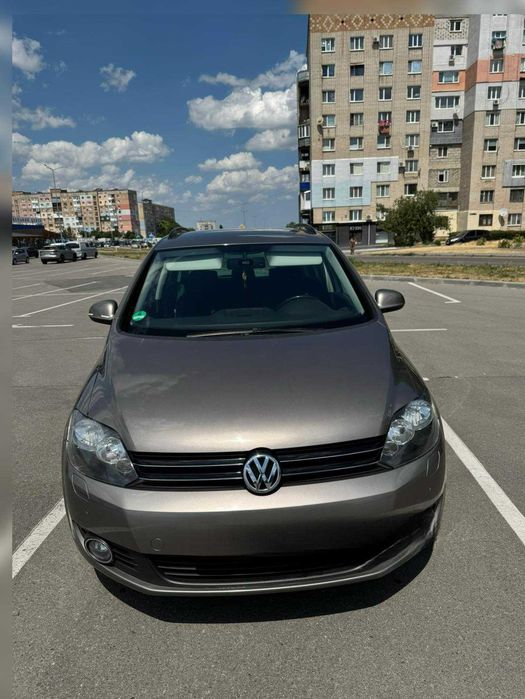 Продаж авто Volkswagen Golf Plus 2011