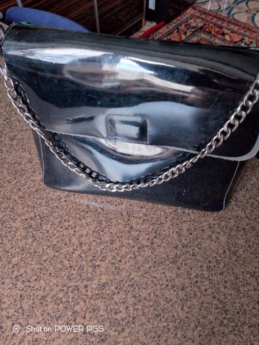 Сумка женская лакированая