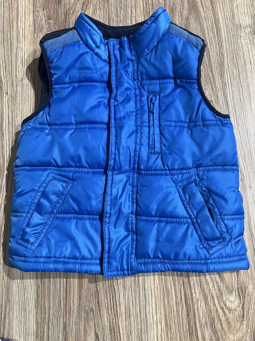 Жилетка на 2-3роки ,   98р