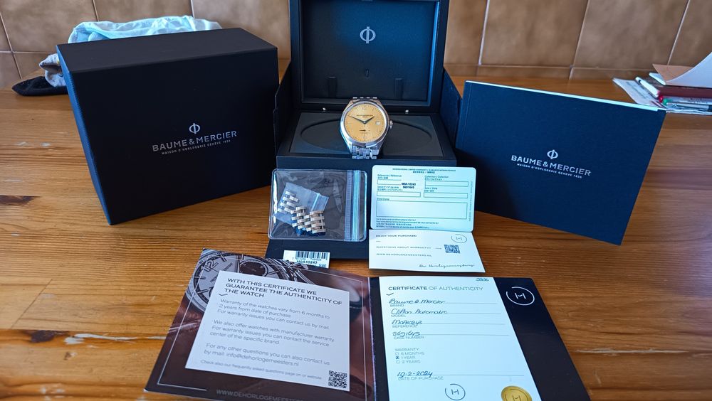 Baume & Mercier Clifton Automatic Champagne Dial M0A10243 (41 mm)