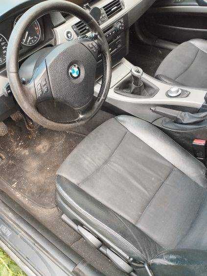 Samochód BMW E90 320D