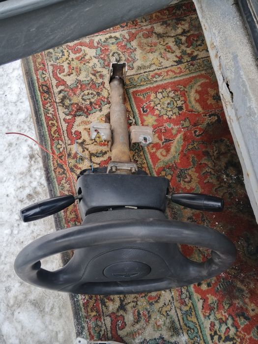 Передні сидіння део ланос.