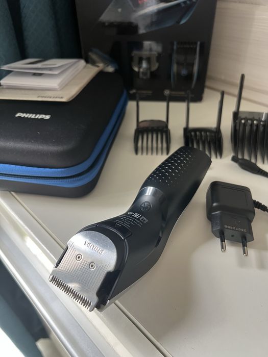 Професійна машинка для стрижки волосся Philips HC9420 серії 9000 Prestige.