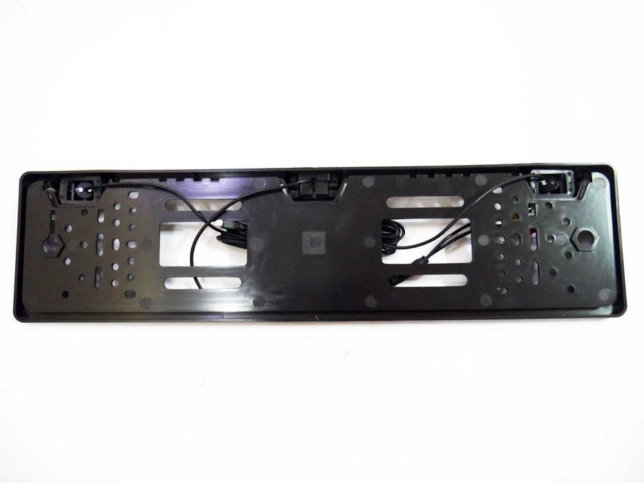 Номерна рамка з камерою заднього виду та парктроніками, авторамка