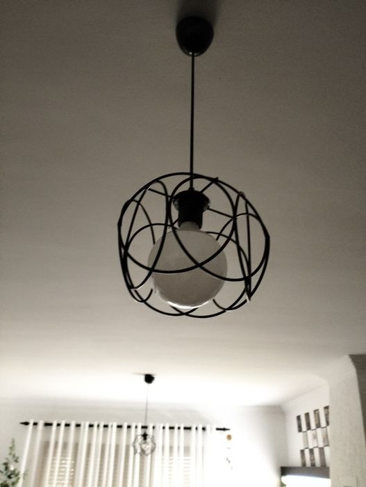 Dois candeeiros 20€