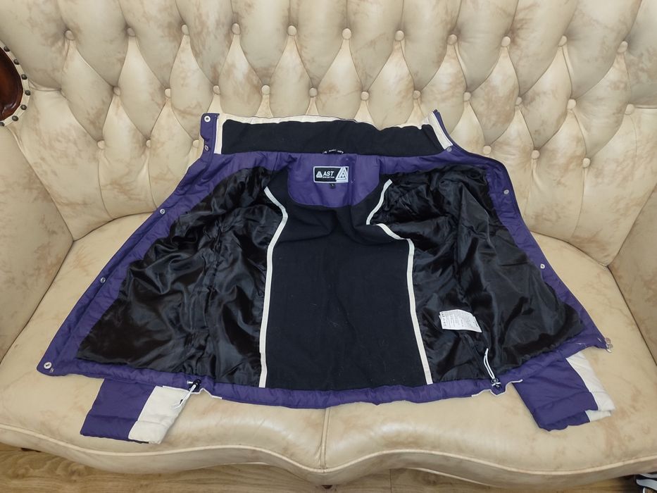 Лыжная женская куртка L