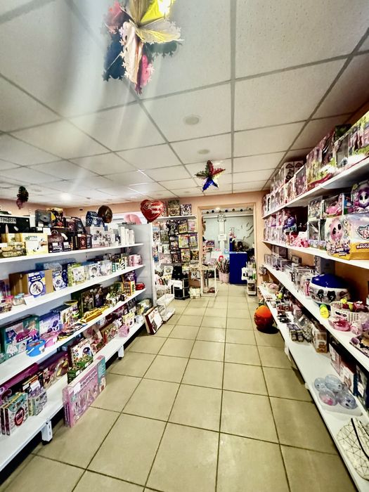 Продается действующий магазин Хортицкий  район