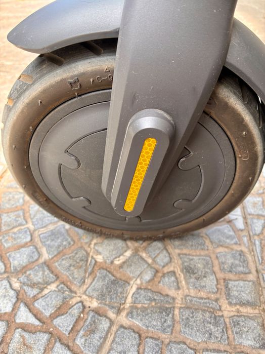Trotinete Elétrica Xiaomi Mi Essential – Muito Bom Estado