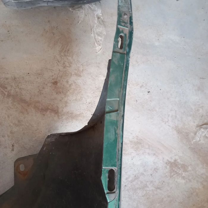 Para choques fiat punto ano 2002