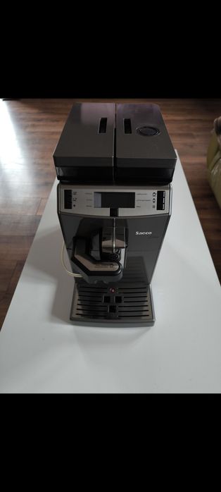Ekspres  Saeco Lirika One Touch Cappuciono Titan stan bardzo dobry