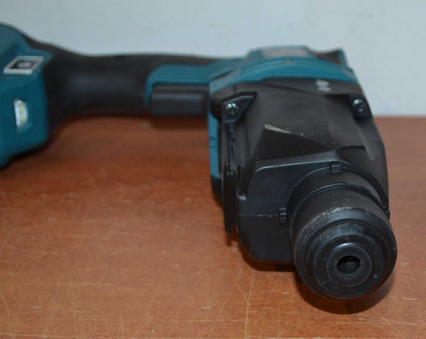 Młotowiertarka Makita DHR182 + 1x Bateria 3.0Ah i Ładowarka