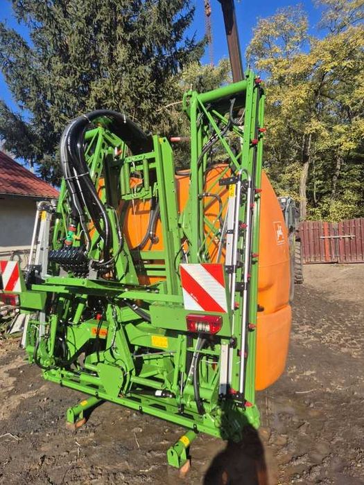 Opryskiwacz zawieszany AMAZONE UF1801 15m Amasprey+ 2016r LED