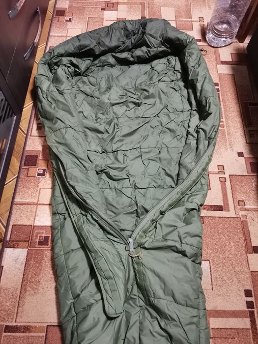 Продам Спальник.