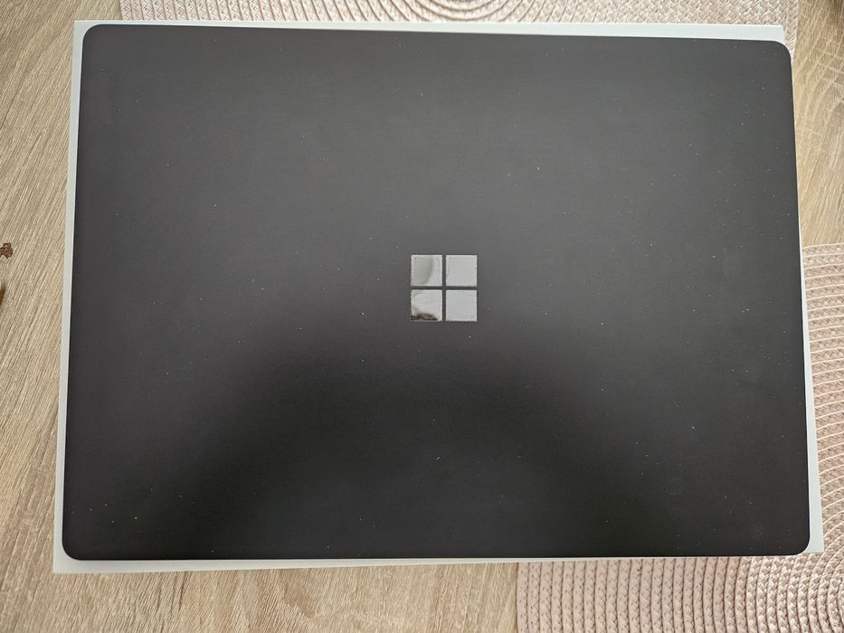 Microsoft Surface Laptop 5 13,3", 8GB ram, 512gb