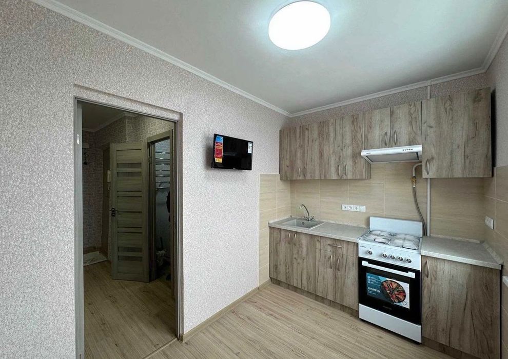 ВІД ВЛАСНИКА!Продаж великогабаритної квартири,2кім,вул Дунайська