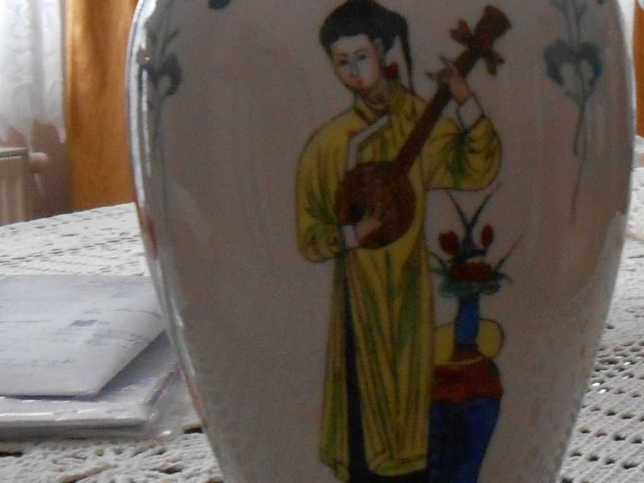 Nowy wazon chiński z porcelany