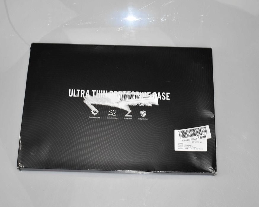Etui MacBook Pro 16 M1 M2 M3 M4 M5 BlueSwan białe matte