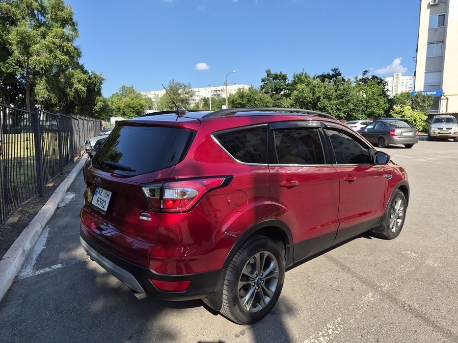 Продам Ford Escape-Kuga