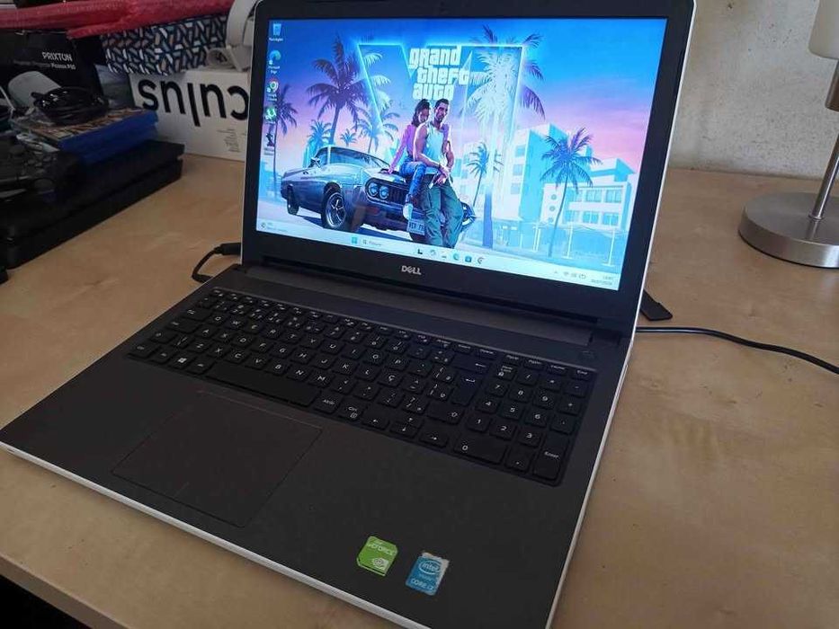 Portátil Gaming Dell Intel i7 / Grafica Nvidia 4GB / 8GB RAM / SSD 240GB / WiFi