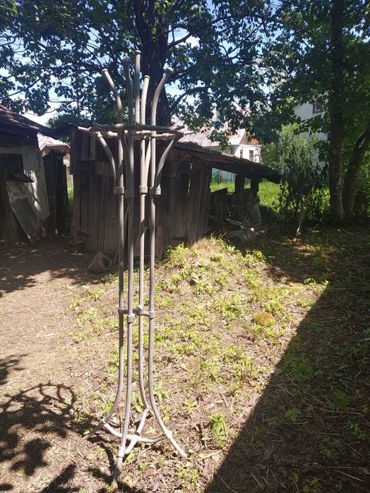 Вішалка для одягу