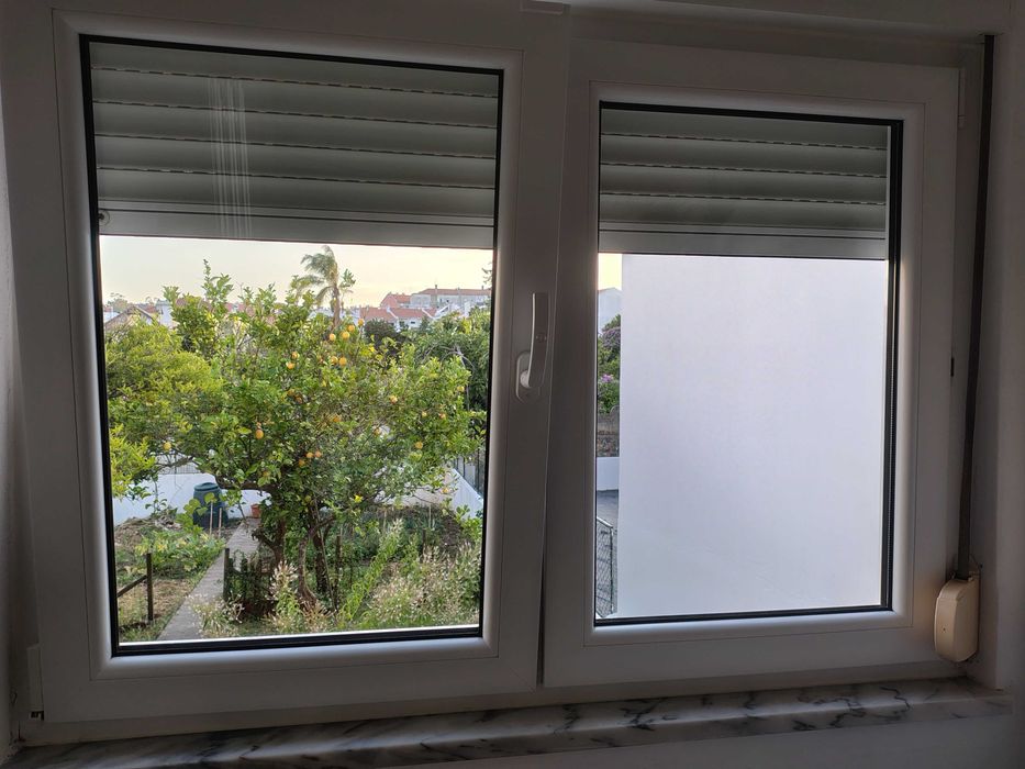 Janela PVC vidro duplo 65 euros